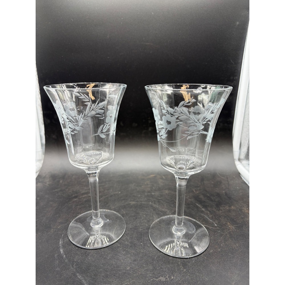 Vintage Etched Floral Crystal Wine Glasses Set of 2 Clear Stemware Leaf Pattern